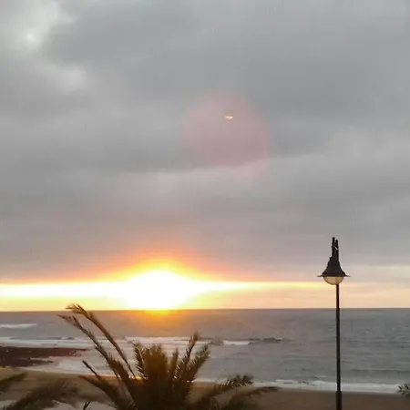 Casa de Férias Escapada De Ensueno Conchaseaview Playa Honda (Lanzarote)